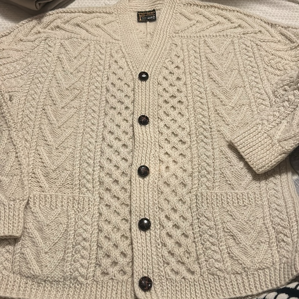 Vintage Gaeltarra Irish Fisherman Cardigan Sweater Ivory 100% Wool Hand knitted